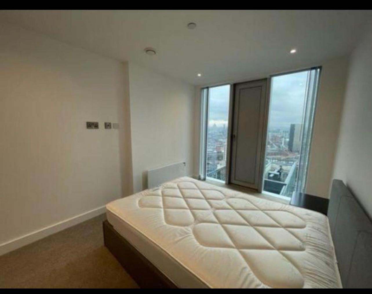 Brand New Luxury Manchester City Centre 2 Bed Apartment Skyline Views Kültér fotó